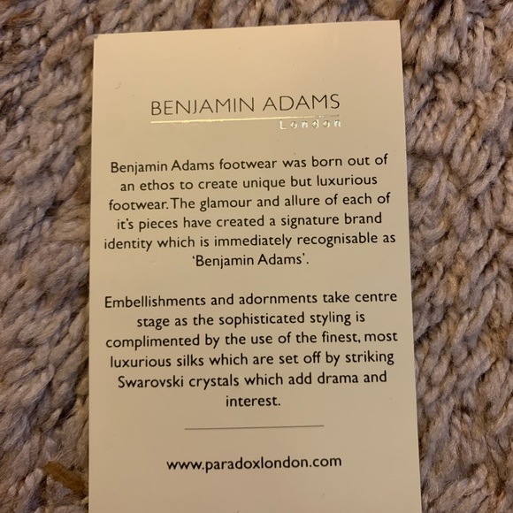 🎉HP 12/7🎉 Swarovski Crystal 4” 💎 pumps- AUTHENTIC SWAROVSKI - Picture 5 of 16